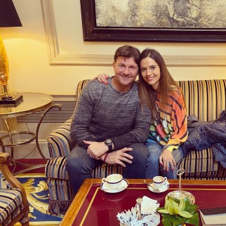 DCBA1B73-3FDF-4565-9FDA-D41685BEDD3F copia